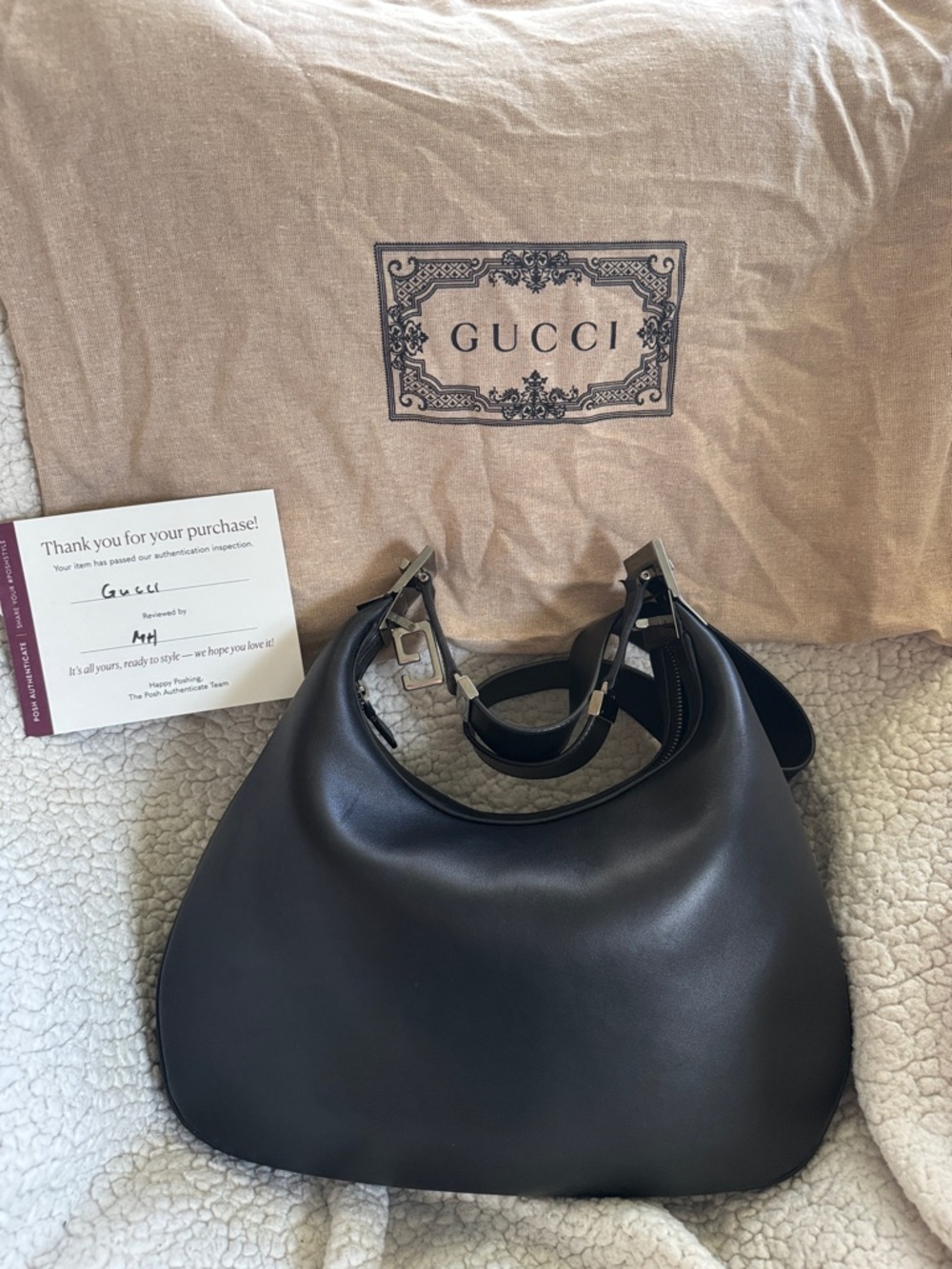 Gucci leather black shoulder bag